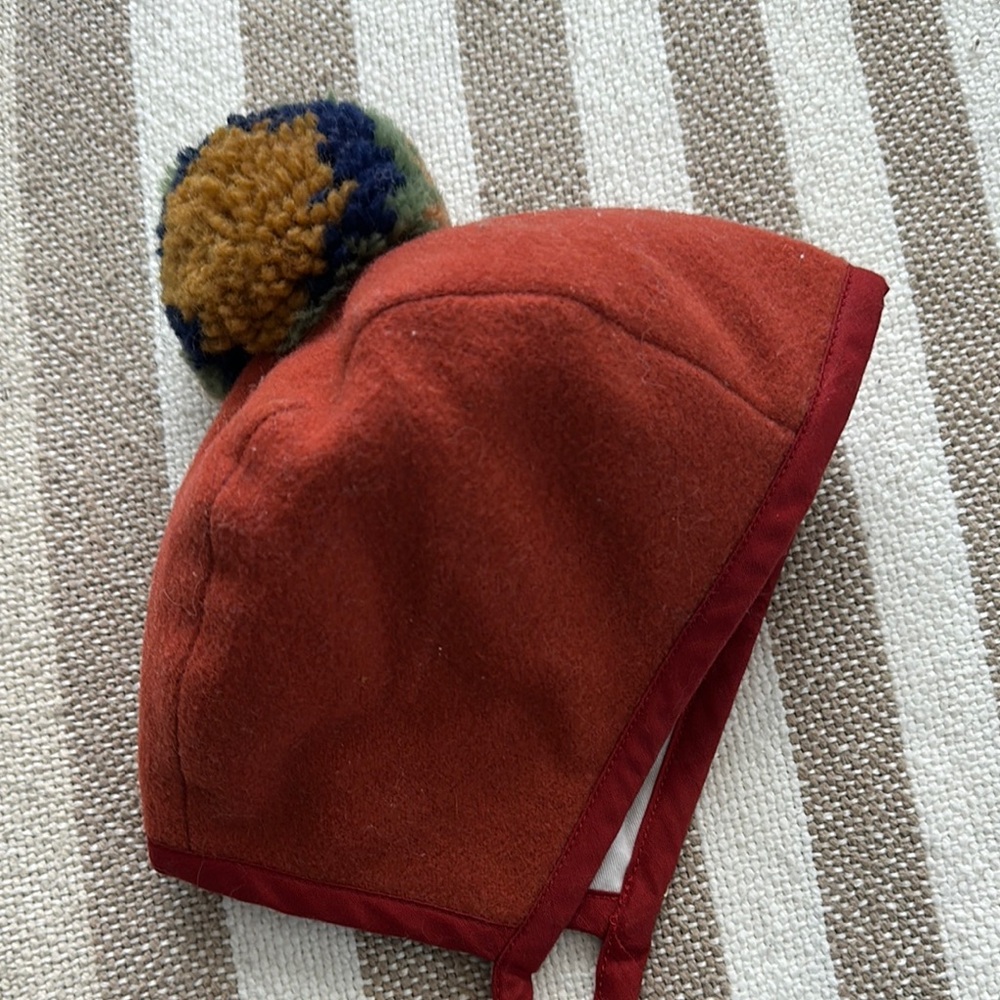 Briar Baby Pom wool bonnet - Picture 5 of 5